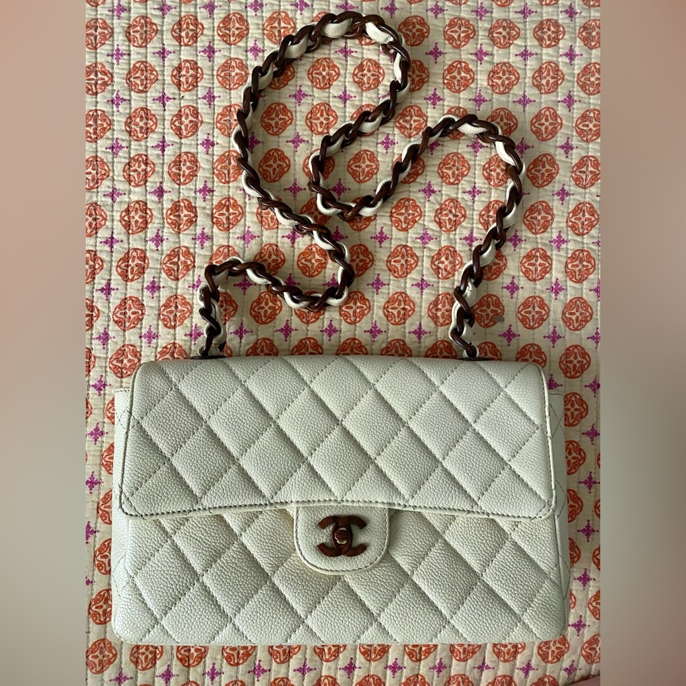 CHANEL Caviar Leather Wooden CC Quilted Classic Flap Medium Wood Chain Bag